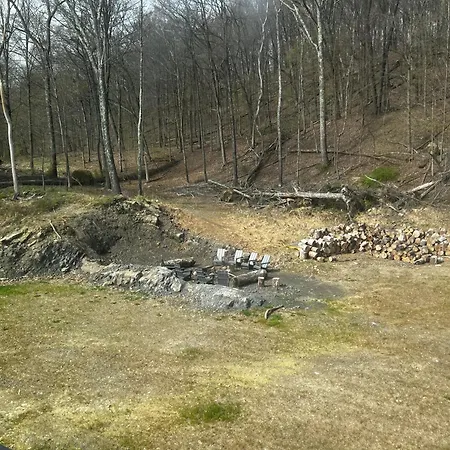 New Farmhouse, King Beds, Game Room, Hot Tub & View!